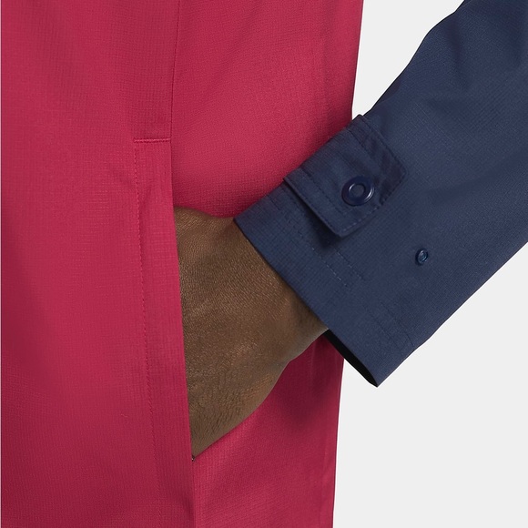 FC BARCELONA AWF MENS SOCCER HOODED JACKET SIZE MEDIUM FULL ZIP WATER REPELLENT - Picture 6 of 8